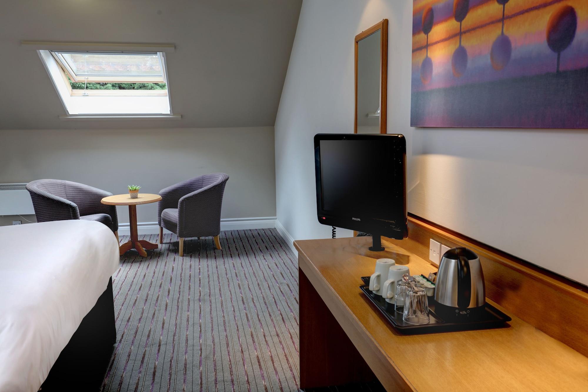 Premier Inn Epsom North Εξωτερικό φωτογραφία